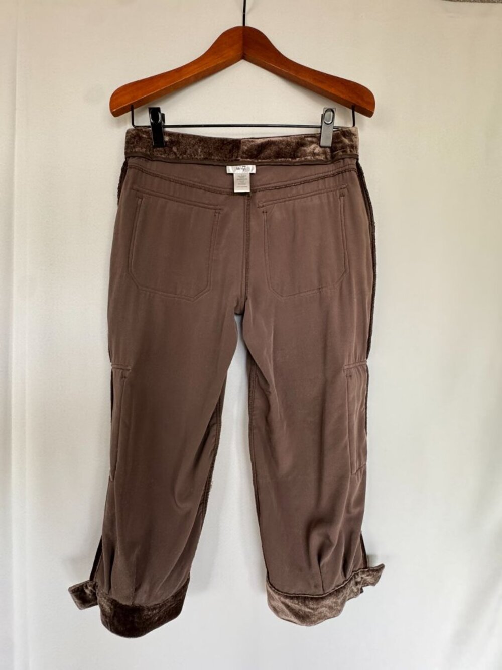 Y2k Metro 7 Chocolate Brown Crushed Velvet Mid Rise Cargo Jogger Capris Size 6 - Picture 11 of 13